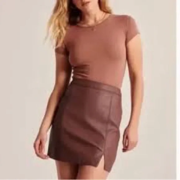 Abercrombie & Fitch Brown Mini Skirt - Picture 1 of 5